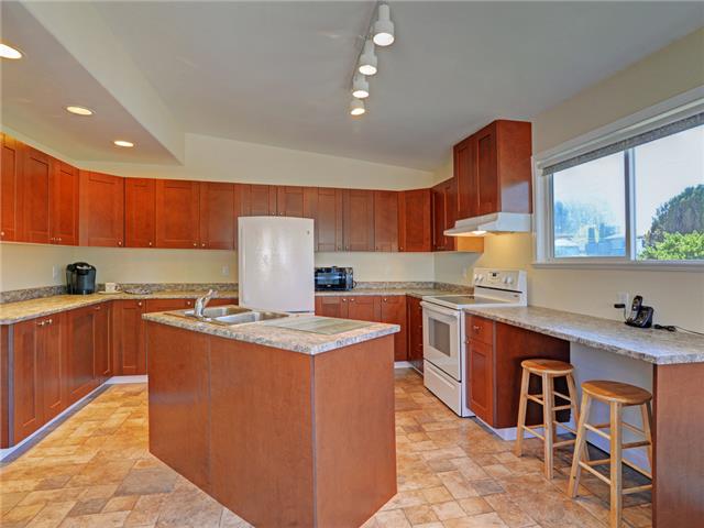  Image of 6 Bedroom Single Family Property  For Sale at 2081 Charters Rd, Sooke