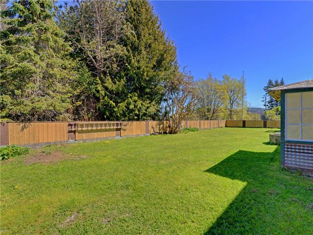  Image of 6 Bedroom Single Family Property  For Sale at 2081 Charters Rd, Sooke