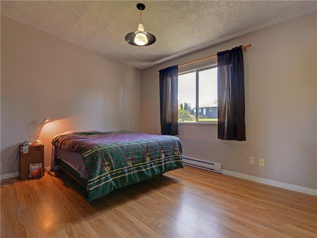  Image of 6 Bedroom Single Family Property  For Sale at 2081 Charters Rd, Sooke