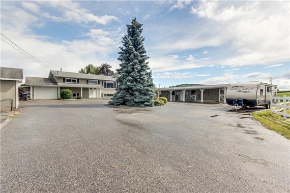 4 bedroom Property f...