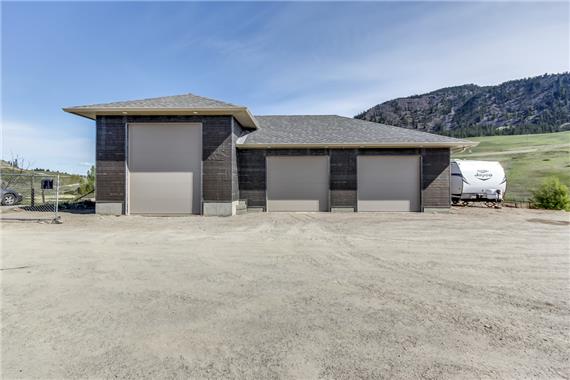 5 bedroom Property f...