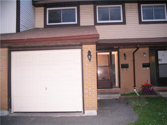 3 bedroom Condo for...