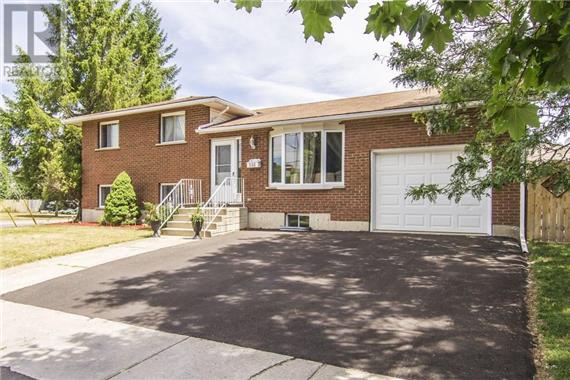 4 bedroom House for...