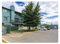 2 bedroom Row / Town...